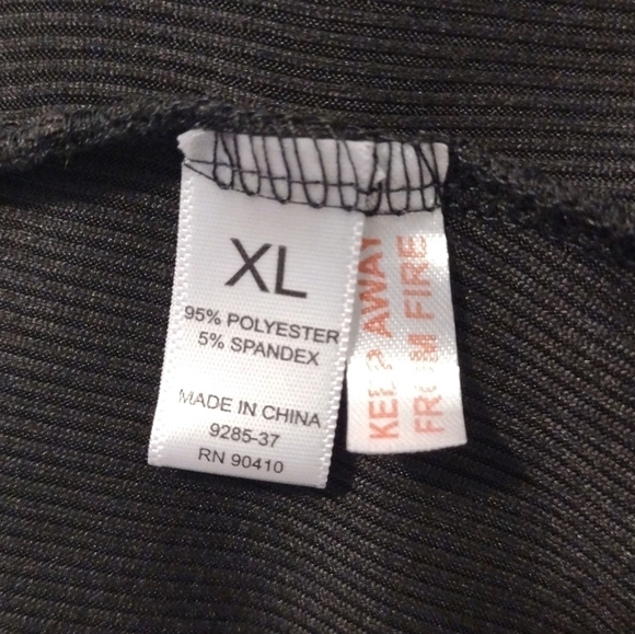 Nicole Miller - Ribbed Button Front Pijama Shirt - Picture 11 of 12